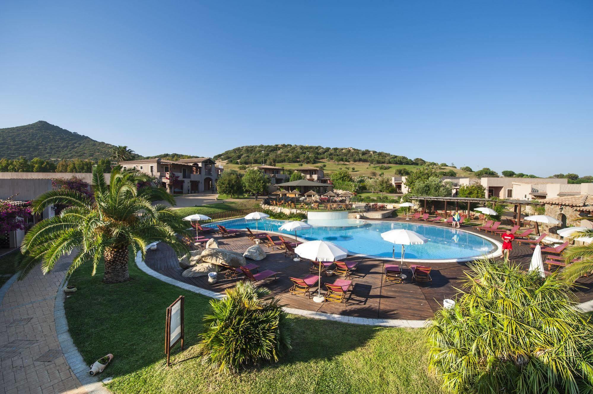S'Incantu Resort Villasimius Extérieur photo